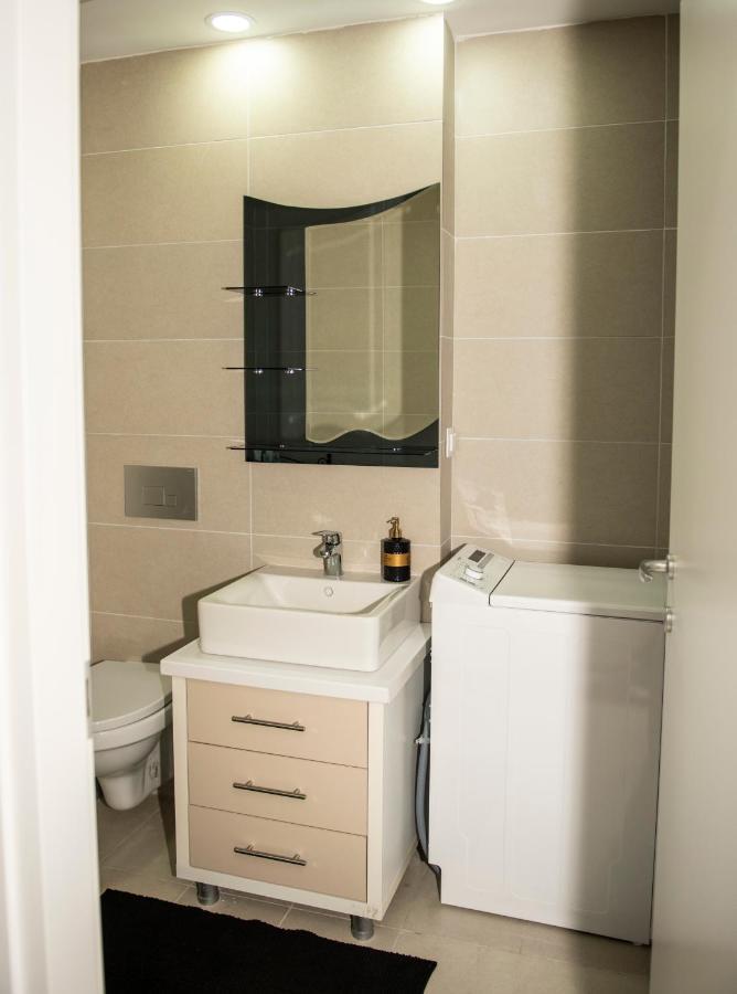 Raphael Apartment North Bucharest Cosmopolis Stefanestii de Jos Exterior foto
